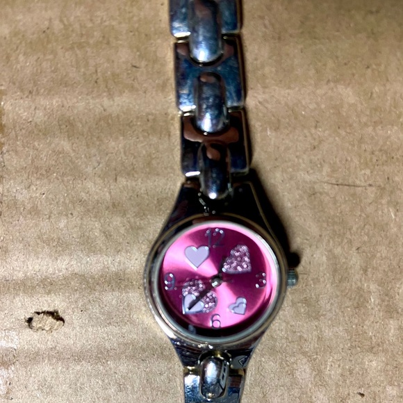Stainless Steel Pink Heart Faced Watch New Battery - Picture 2 of 4